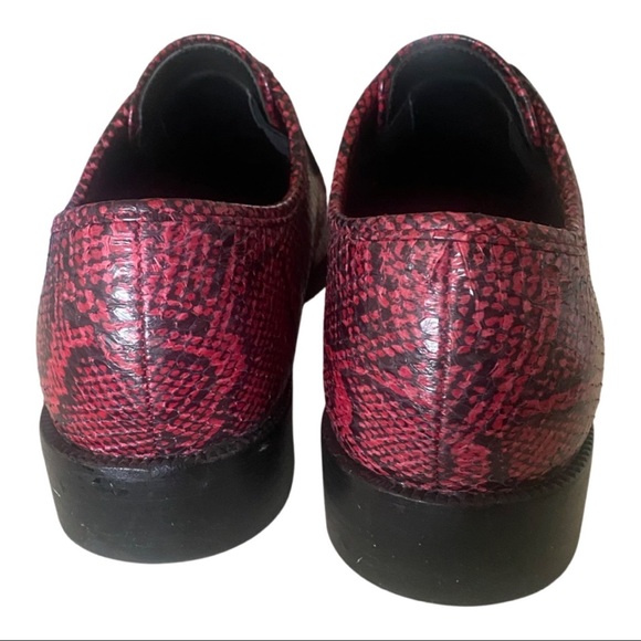 🔥 Coach snakeskin shoes - Picture 5 of 7